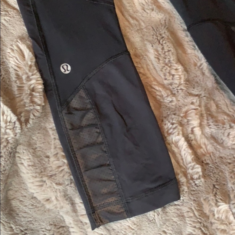 Lululemon leggings - Picture 8 of 8